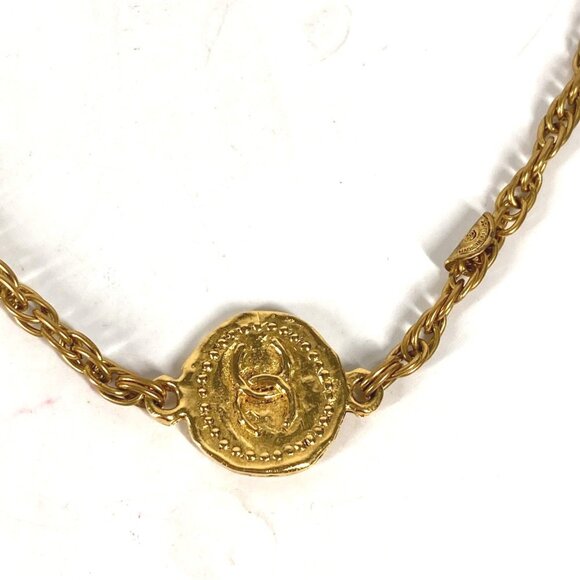 CHANEL Vintage Gold Necklace - Picture 1 of 8